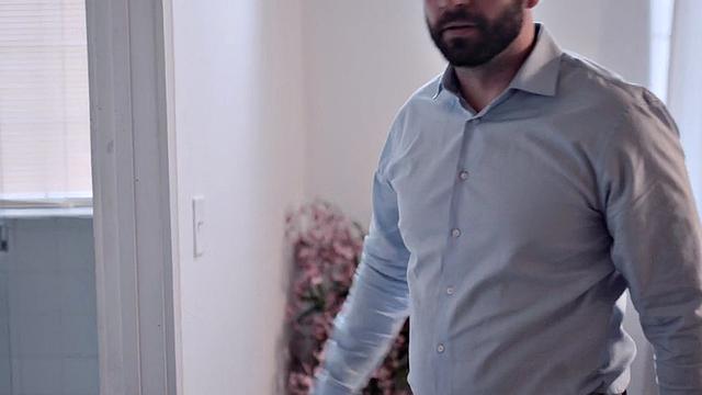 азиатка с пирсингом на сосках получает жесткий трах