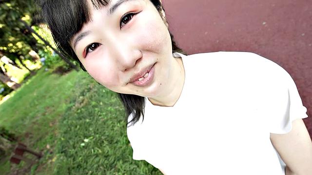 Shop girl from Tokyo Miss Neiro Ayukawa has a perfect body to show us