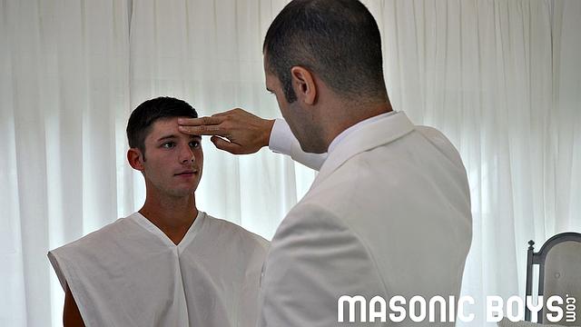 APPRENTICE DEVALL Chapter 3 - Initiation