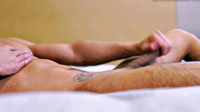 Athletic amateur jerks and sprays cum in action