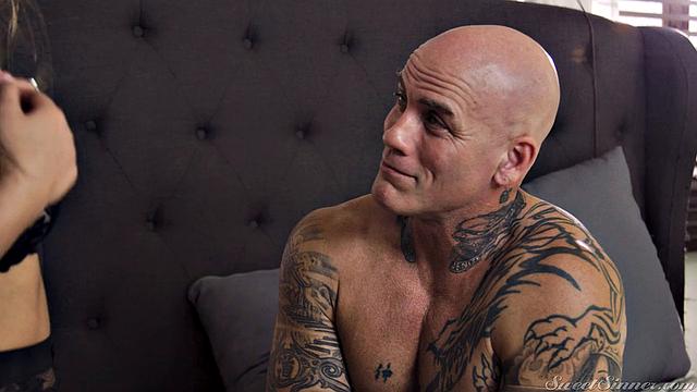 Side Hustle Scene 2 - Cash Time