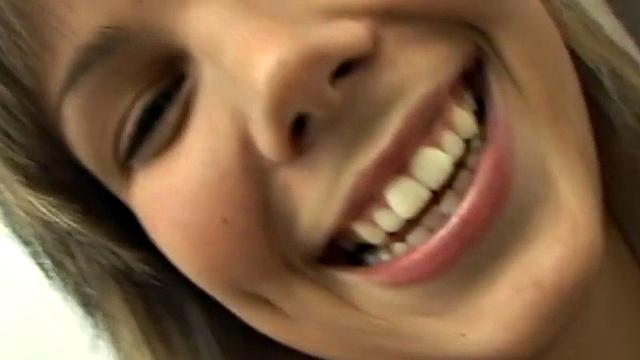 Speculum beauty toying tight pussy before showing inside