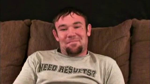 сильный кулачный дроч и бешеный выброс спермы