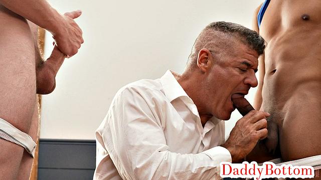 Sexy DILF and horny studs in 3way