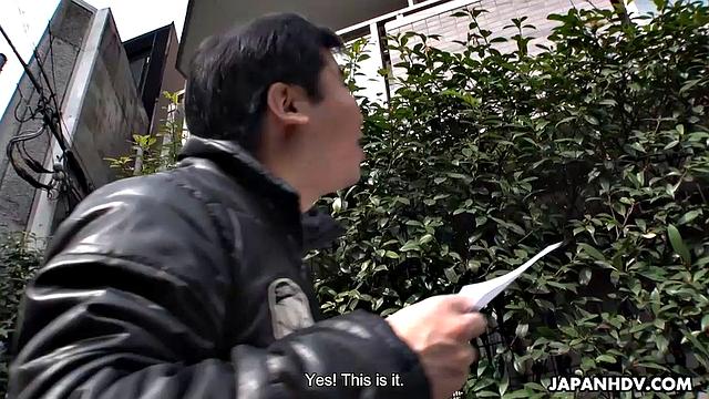 Miyu Shiina welcomes the renter and then fucks him