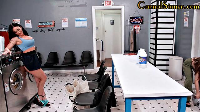 Big-titted hairybush cougar gets pussyeaten