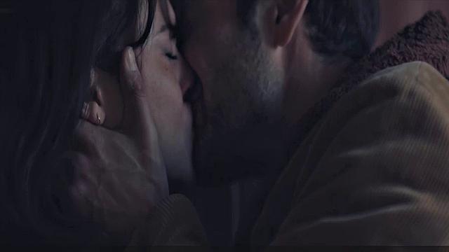 Shailene Woodley nude actions