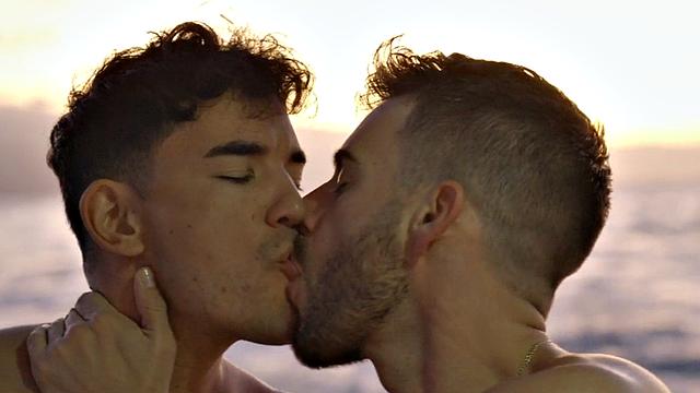 Cumloving jock fucks in stunning foursome on the boat