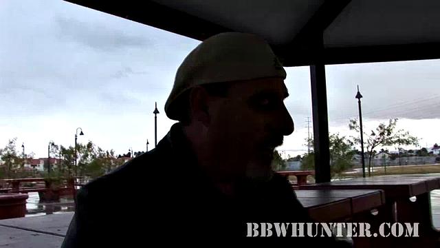 Pretty Mature Welcomes a Guy in Her Home