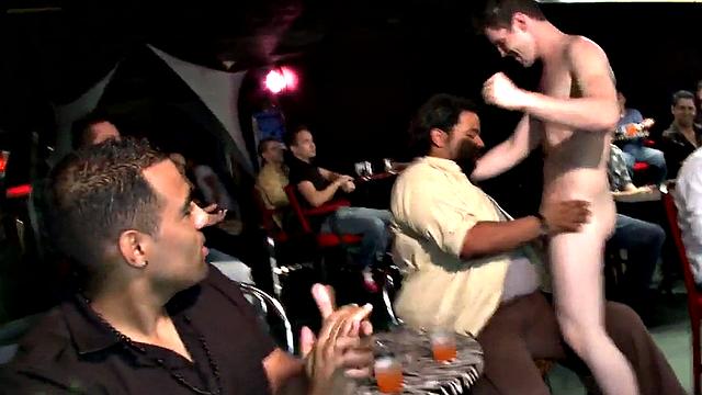 Amateur stripper party gets wild
