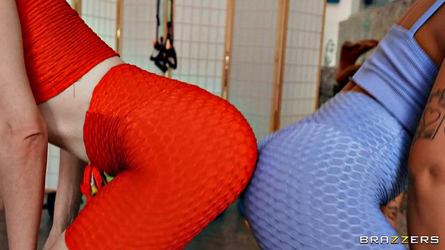 Anal Workout With Friemd