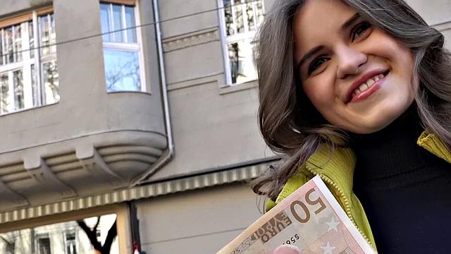 Russian Cutie Flashes Cash