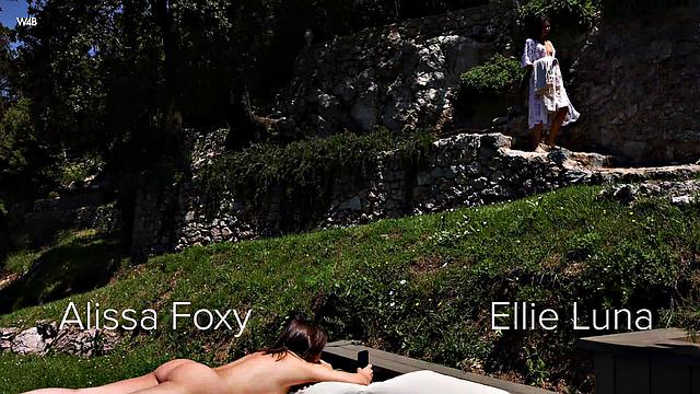 Alissa Foxy, Ellie Luna: By The Pool