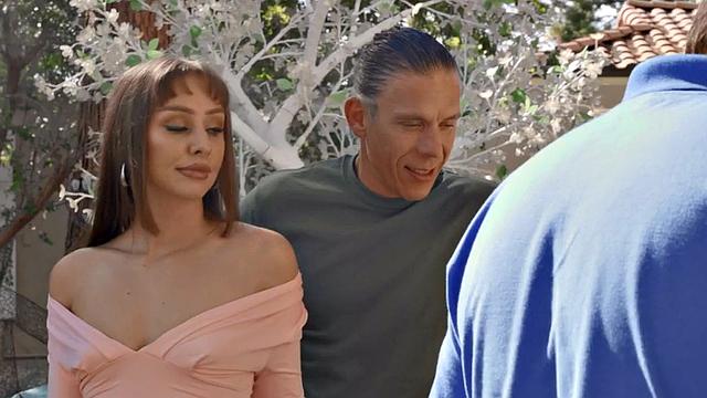 Bigbooty slut fucked in anal by big white dick