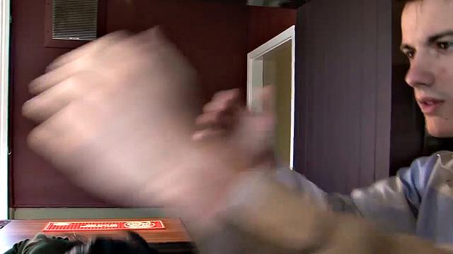 Британская мамка Джина Джеймсон изменяет с грубым строителем