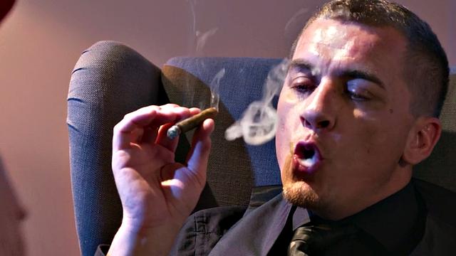 Lingerie milf dances before cockriding in erotic couple