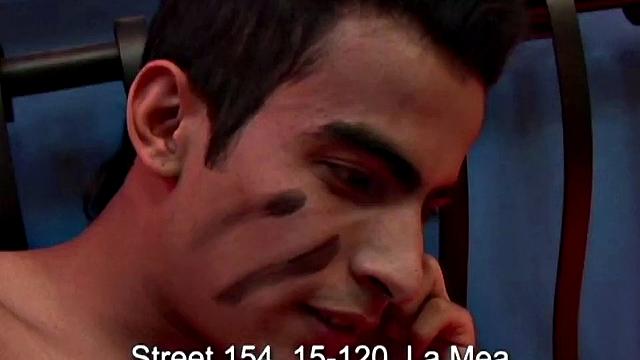 Два латиноса: наручники, страстные ласки и жесткий анал