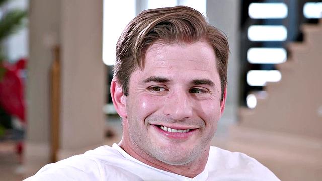 Naughty Babe Bella Luna Cheats On Her BF With His Best Friend