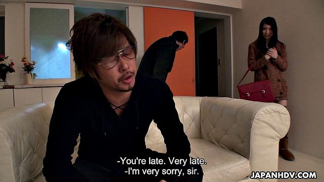 Yuuki Fuwari fucked with toys at a photo session