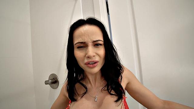 Sexy Stepmom Travels