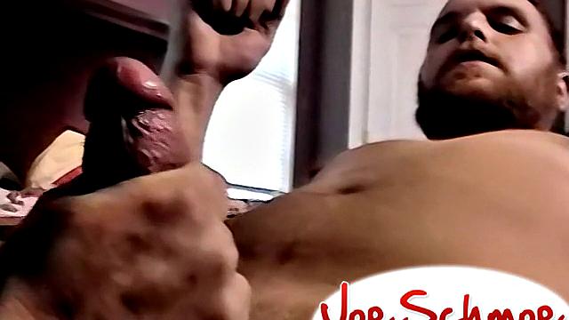 Джейсон быстро получает минет - Джейсон