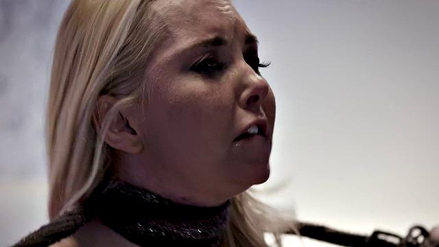 Pornstar MILF licked and fucked after deepthroating