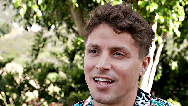 Лекси Лор и Адонис Бридс втягивают мужика подруги в дерзкий анальный тройничок