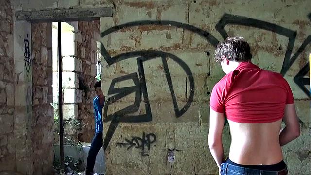 Amateur stud pounding his BF after sucking his cock