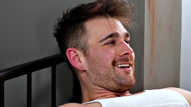 Gay prisoner assfisted by roommate after cocksucking