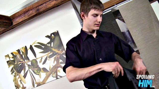 POV Amateur twunk gets smashed