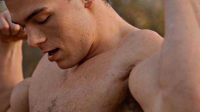 Eager jock bareback fucks BF and passionate kissing