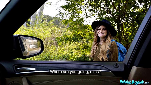 Hitchhiker sucks big for ride