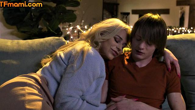 Cocksucking Stepmom banged by stepson in affair