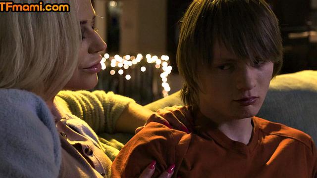 Cocksucking Stepmom banged by stepson in affair