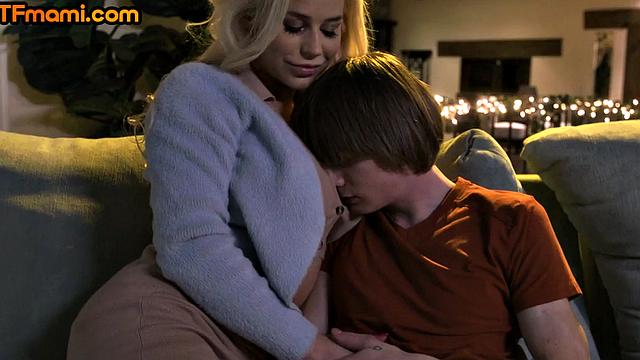 Cocksucking Stepmom banged by stepson in affair