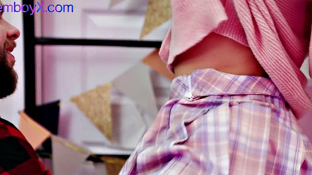 Upskirt Roseboy Seduced by Jock