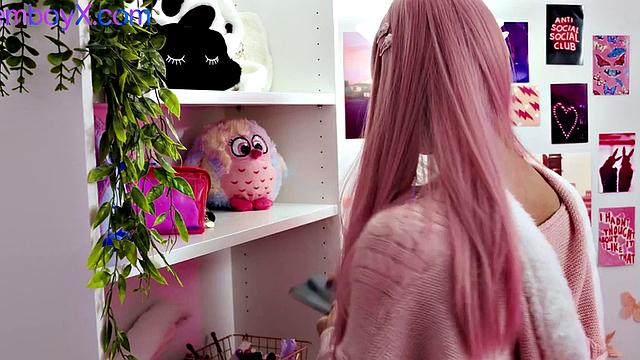 Upskirt Roseboy Seduced by Jock