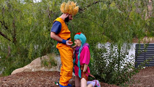 бульма оставила шары и принялась за хер супер сайяна