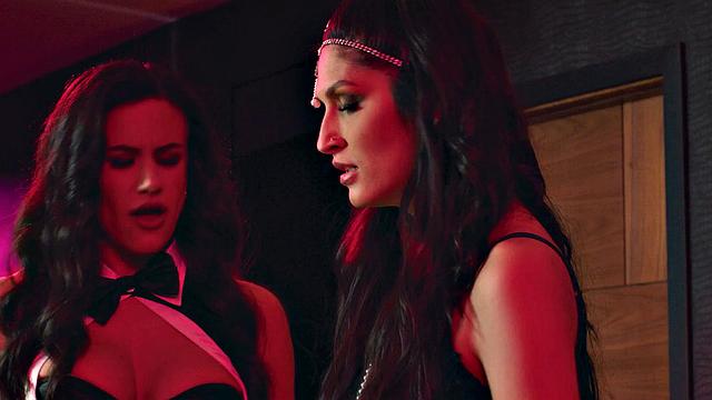 TRANSFIXED - MILF Magician Penny Barber & Assistant Zariah Aura Argue During Practice, HARD SEX