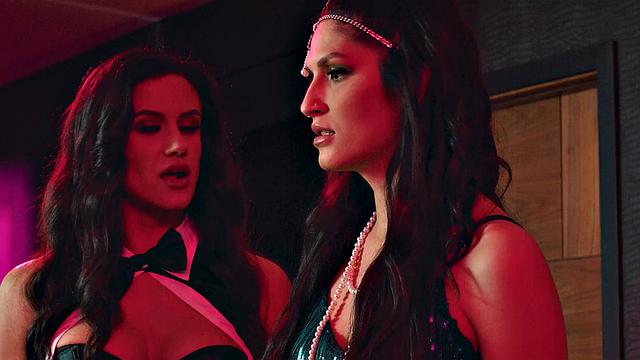 TRANSFIXED - MILF Magician Penny Barber & Assistant Zariah Aura Argue During Practice, HARD SEX