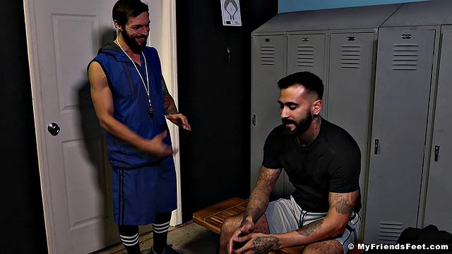 Coach Eddie Danger Gets Worshiped - Eddie