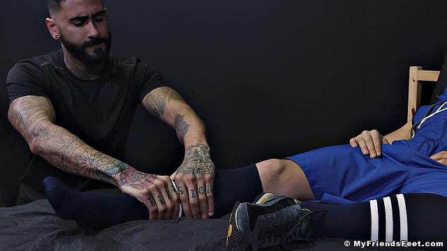 Coach Eddie Danger Gets Worshiped - Eddie