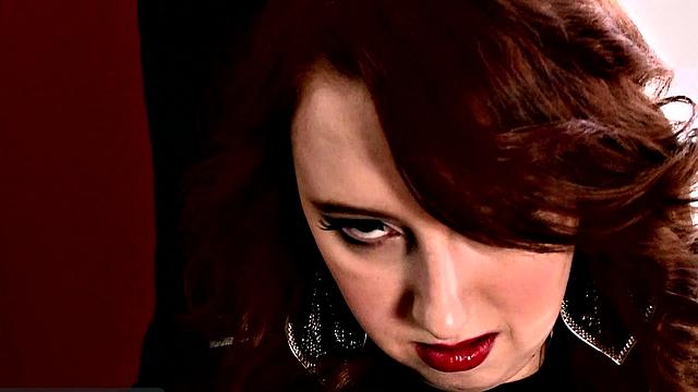 Felicia Clover Gets Dominated