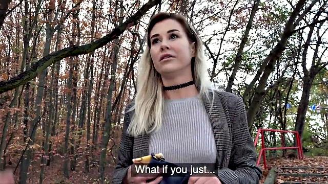 Paid babe enjoys casting closeup fuck and licking