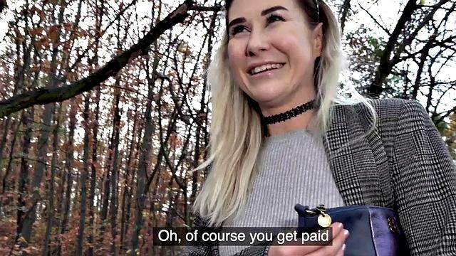 Paid babe enjoys casting closeup fuck and licking