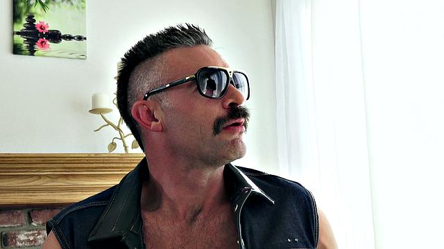 Cecilia Lion - To Catch A 2