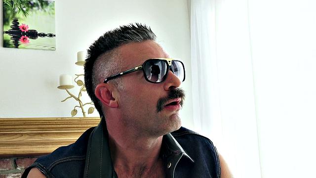 Cecilia Lion - To Catch A 2