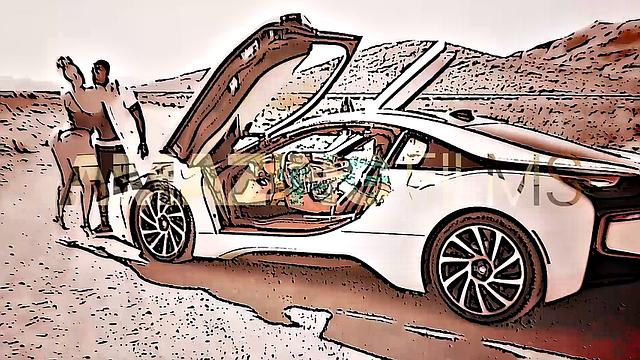 Стефания раздвигает ноги и притворяется удивлённой, но уже ждет продолжения шоу в своей кровати.