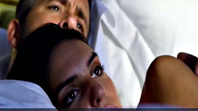 Adria Arjona actions