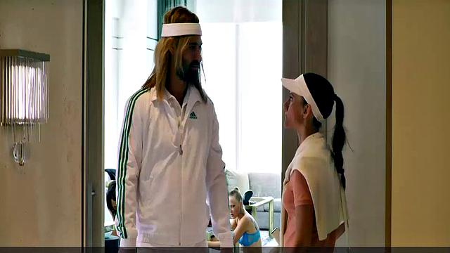 Adria Arjona actions